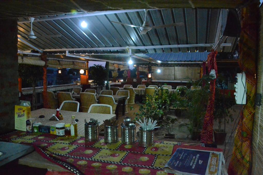 Anandam Palace Pushkar Ngoại thất bức ảnh